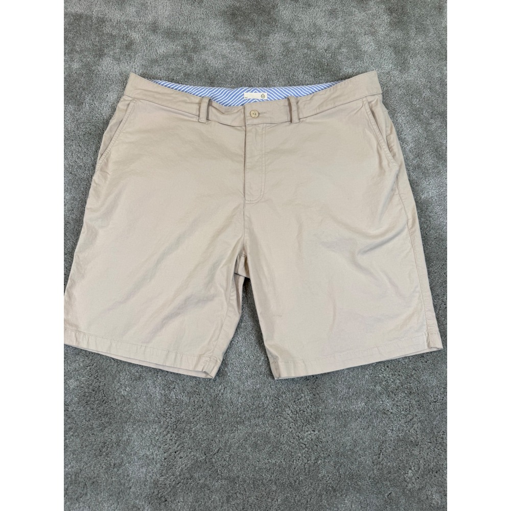 Tasc Performance Tailored Shorts Mens 40 Khaki Tan Bamboo Cotton Blend 9 Inseam